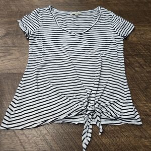 Express Striped Tee Shirt V Neck Top Short Sleeves Black White Cotton Casual XS